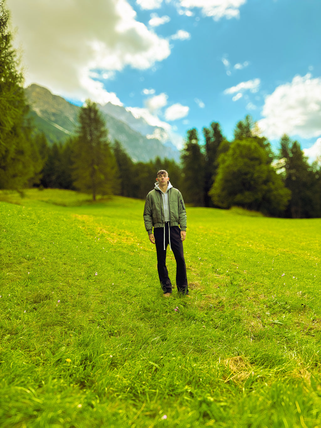 Lumiere Cortina Cropped Zip Hoodie